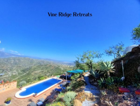 Vine Ridge Studio and Apartment, Comares